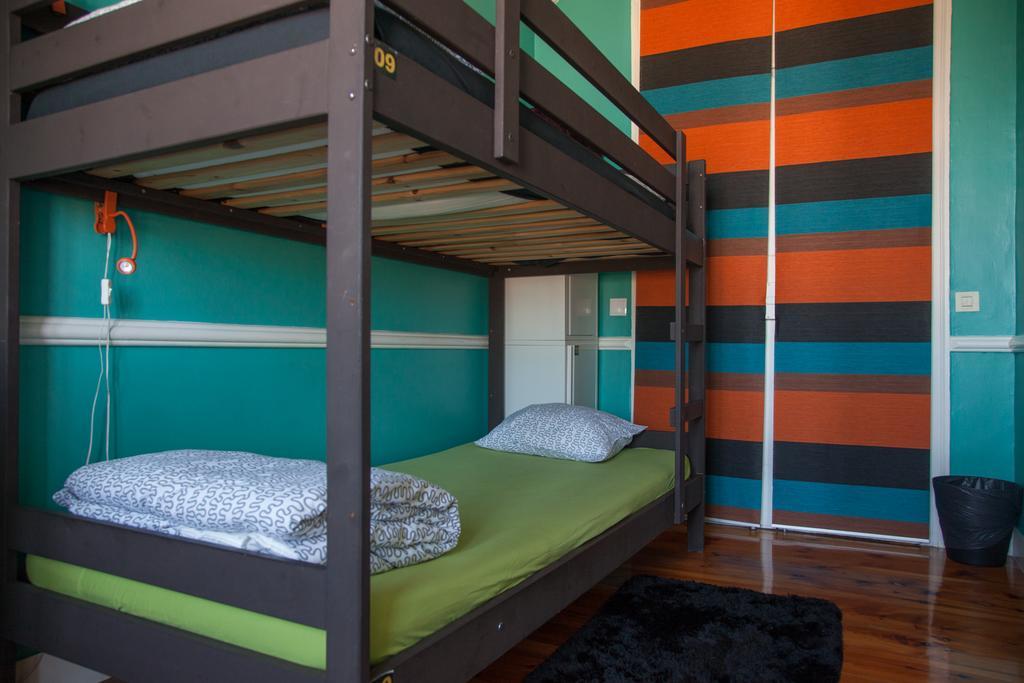 Hostel Graca 28 Лиссабон Номер фото